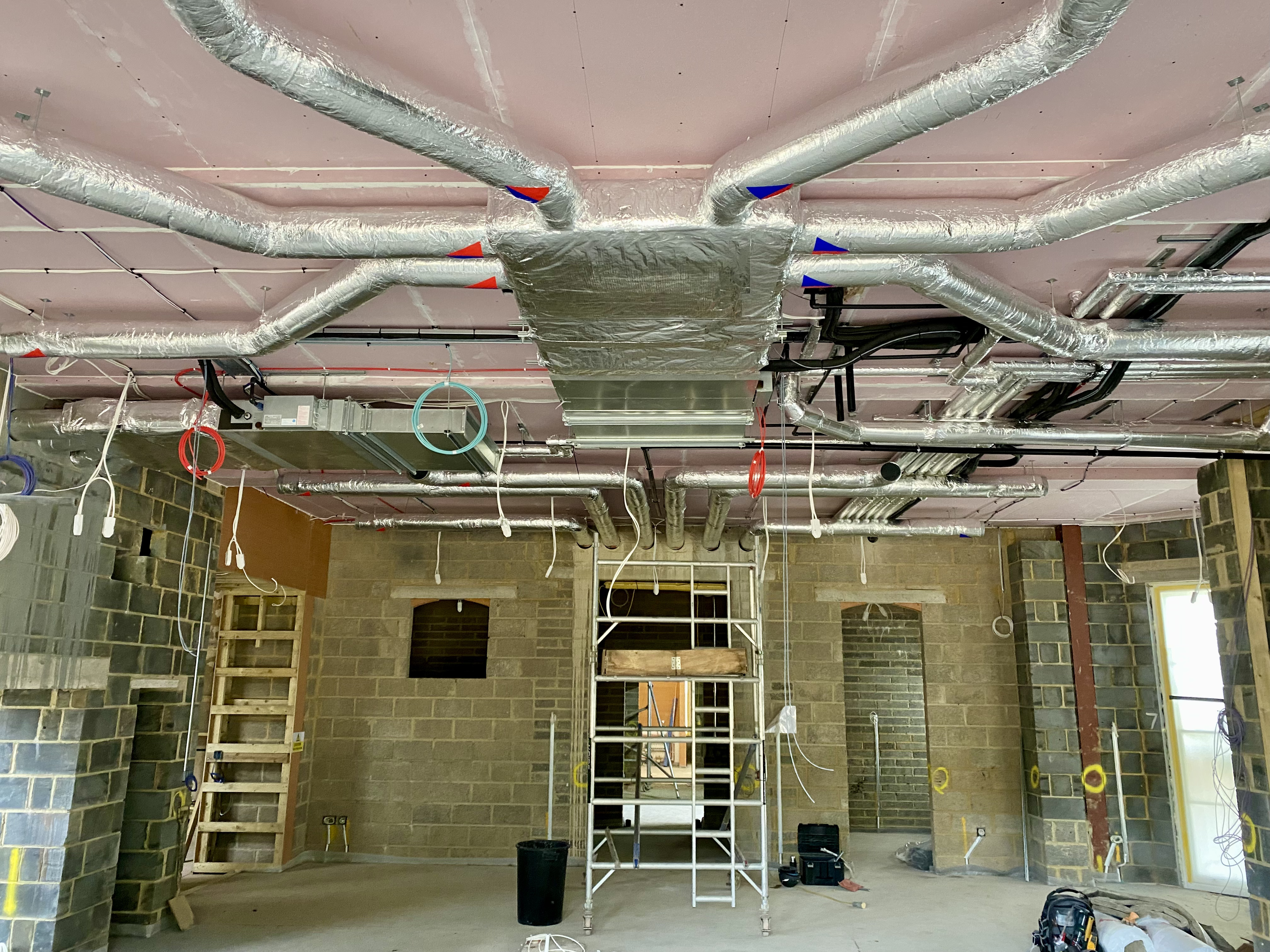 Commercial air conditioning engineer Caterham